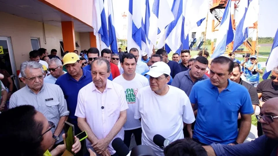 Omar Aziz rebate críticas e diz que apoio a Parintins vai além dos três dias de festival