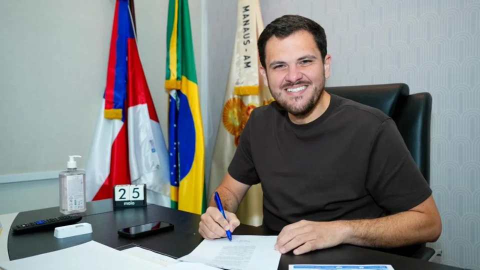 Renato Junior e a política das pontes