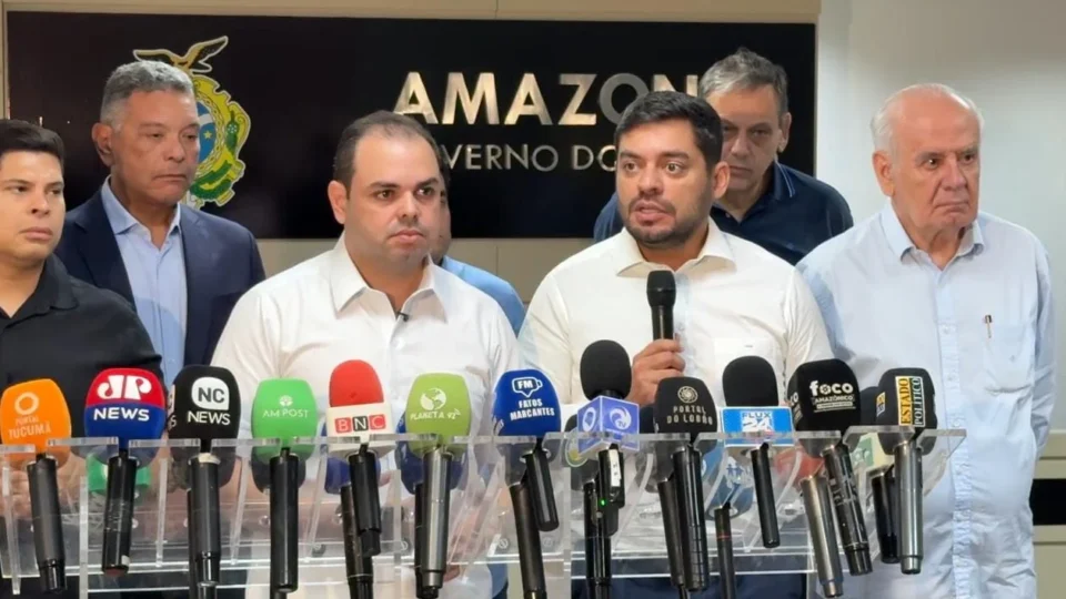 Governo do Amazonas revoga decreto que previa remanejamento de R$ 100 milhões da UEA