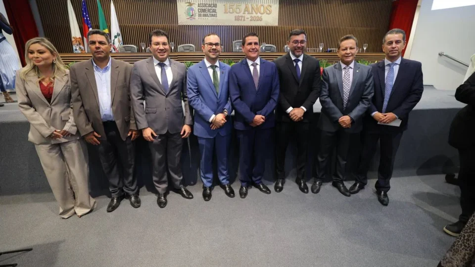 Wilson Lima destaca legado de apoio ao setor produtivo durante posse da nova diretoria da ACA