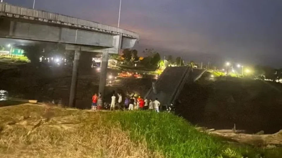 Ponte de R$ 36 milhões cai no Acre dois anos após entrega e coloca obra da gestão Gladson Cameli sob questionamento