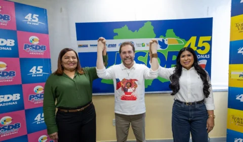 Plínio Valério confirma candidatura à reeleição e aposta em chapa com duas mulheres ao Senado