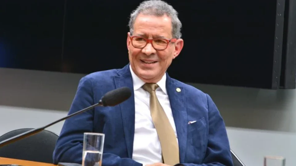 Haroldo Cathedral deve ser lançado como vice de Arthur Henrique e Regina do Tio Ivo ao Senado, em convenção do Novo
