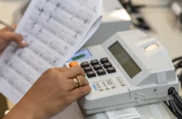 Mudanças em locais de votação levam TRE-AM a alertar eleitores de Manaus