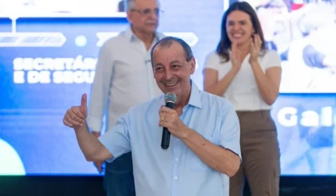 Omar Aziz lidera, mas Eficaz aponta quatro candidatos em empate técnico no Amazonas