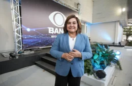 Maria do Carmo encerra debate convocando população para a mudança: ‘Ninguém muda escolhendo mais do mesmo”