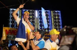 Vicentinho Júnior é oficializado candidato ao Governo do Tocantins; apagão interrompe discurso durante convenção