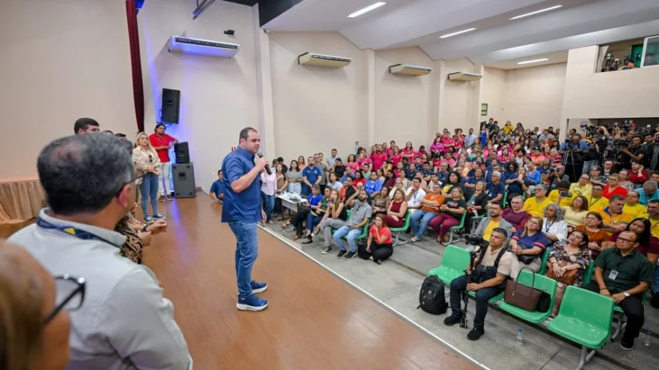 Concurso da Seduc no Amazonas terá 7.862 vagas para professores, pedagogos e profissionais da educação