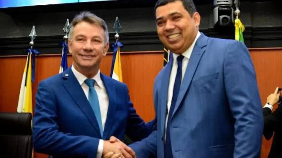 Rumores apontam que Denarium apoie Sampaio ao governo
