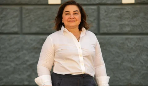 Maria do Carmo consulta TRE-AM sobre uso de faculdade como local de votação