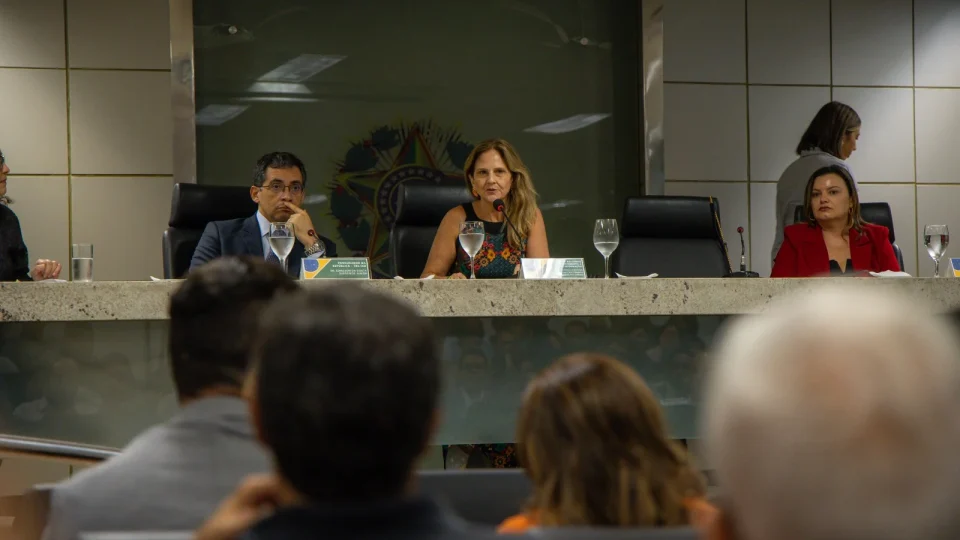 TRE-AM define ordem da propaganda eleitoral gratuita para as Eleições 2026