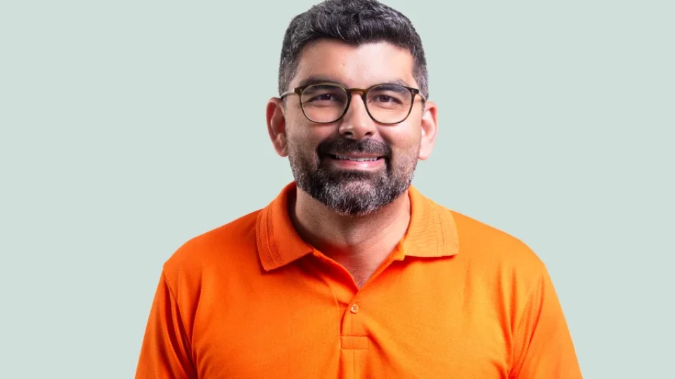 Justiça Eleitoral manda Daniel Santos publicar direito de resposta após postagem sobre licitação de R$ 6 bilhões