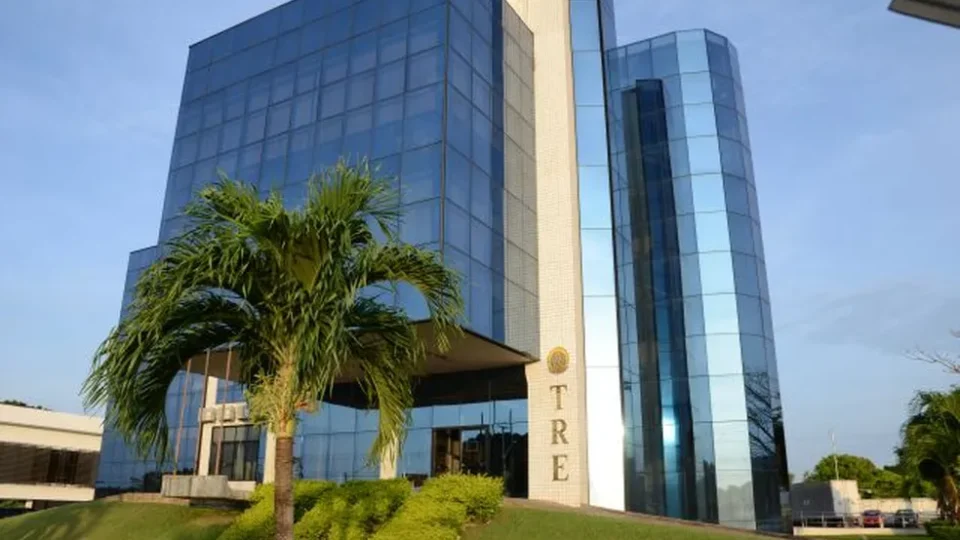 Justiça eleitoral suspende divulgação de pesquisa sem registro em Roraima