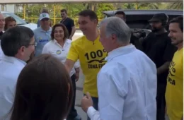 Flávio Bolsonaro cumpre agenda em Manaus e visita fábrica da Moto Honda no Distrito Industrial