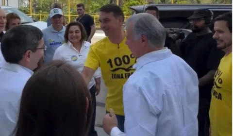 Flávio Bolsonaro cumpre agenda em Manaus e visita fábrica da Moto Honda no Distrito Industrial