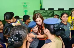 Débora Menezes defende ampliação da prevenção e enfrentamento à violência nas escolas