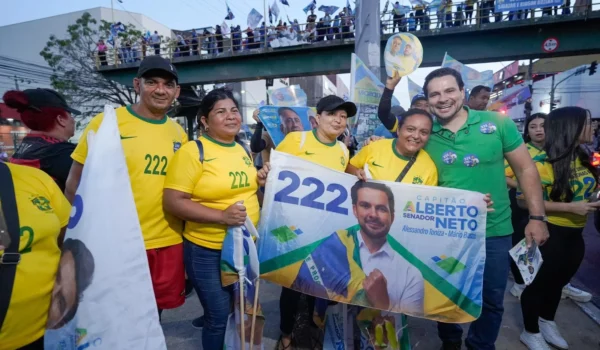“Manaus é 222”: Tropa de Alberto Neto ganha as ruas e amplia mobilização pelo Senado