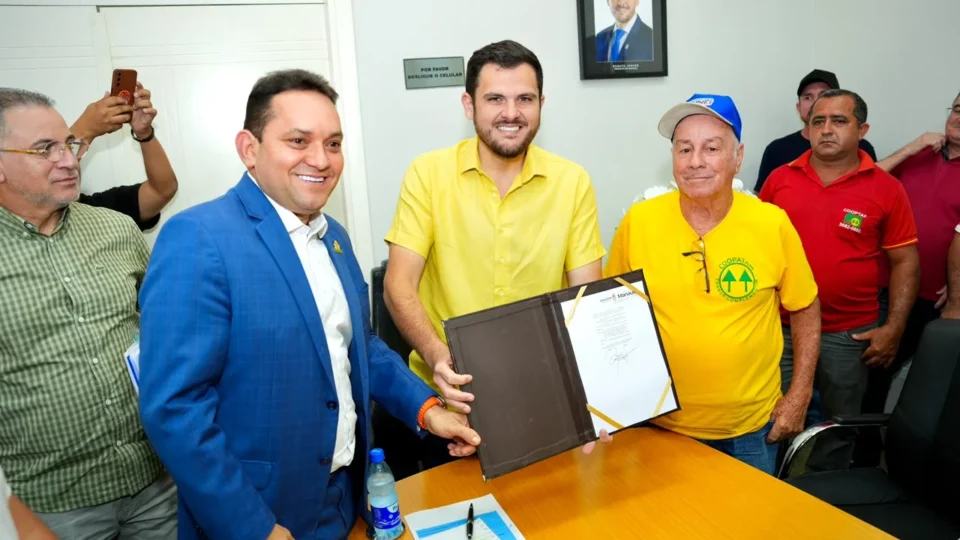 Prefeitura sanciona subsídio de até R$ 3 milhões para os ‘amarelinhos’ de Manaus