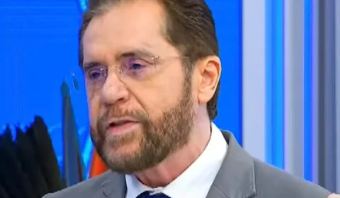 RESPIRADORES VOLTAM À CENA: Plínio Valério questiona Wilson Lima sobre compra na pandemia