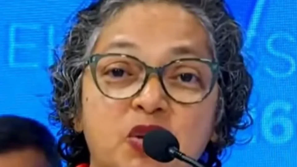CONSIDERAÇÕES FINAIS: Evany defende políticas públicas para população em situação de vulnerabilidade