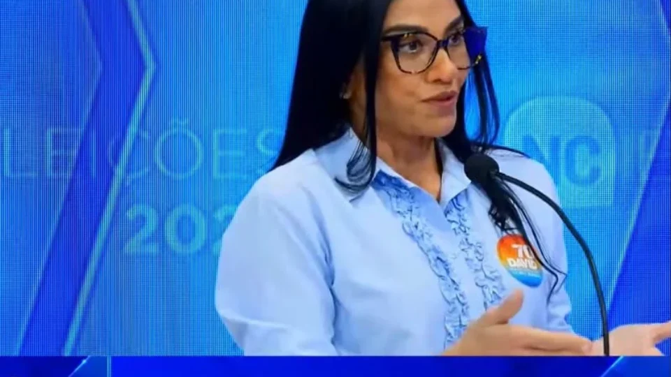 BR-319: Shádia promete prioridade máxima para asfaltamento e critica rixas políticas