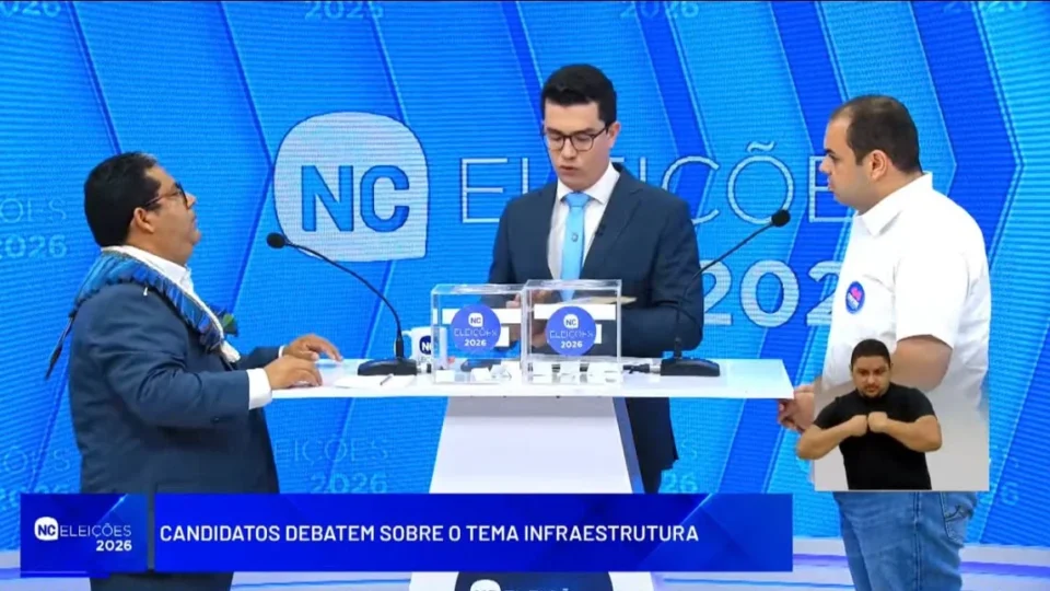 CLIMA ESQUENTOU: Isael e Roberto Cidade trocam provocações durante debate