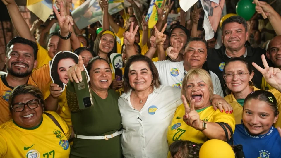 Amazonas inteiro surfa na ‘Onda 22’ pela mudança com a Professora Maria
