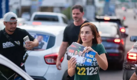 ELEIÇÕES 2026 | Débora Menezes fecha campanha com mobilização nas ruas e foco no contato com eleitores