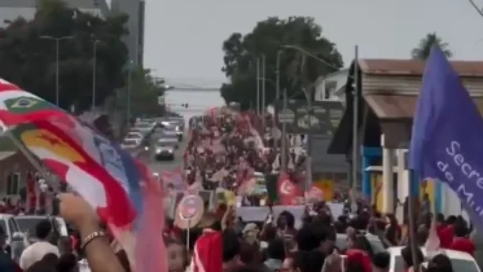 Marcha pela Democracia reúne estudantes e movimentos em Porto Velho neste domingo