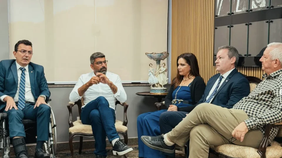 Daniel Santos se reúne com cúpula do Ministério Público do Pará antes de assumir o governo em 2027