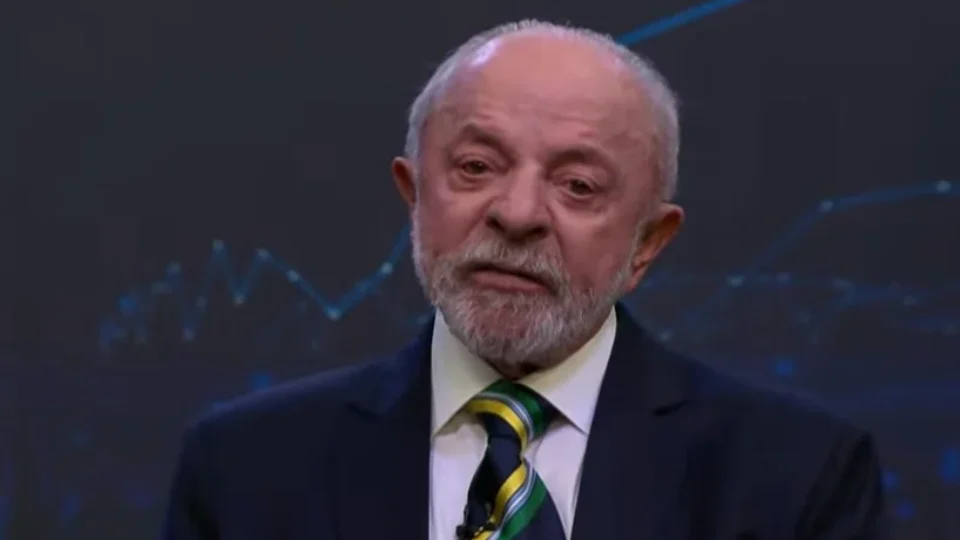 “Prove que é honesto”: Lula desafia Flávio e defende continuidade de programas sociais