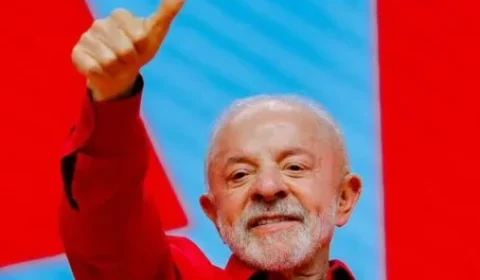 Lula anuncia negociação de dívidas para MEIs; VEJA