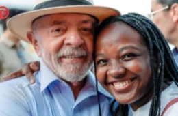 Coordenadora da campanha de Lula, petista tem tweets  resgatados com ataques a igrejas e evangélicos