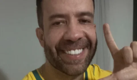 Após debate presidencial, André Janones é internado na UTI com arritmia cardíaca
