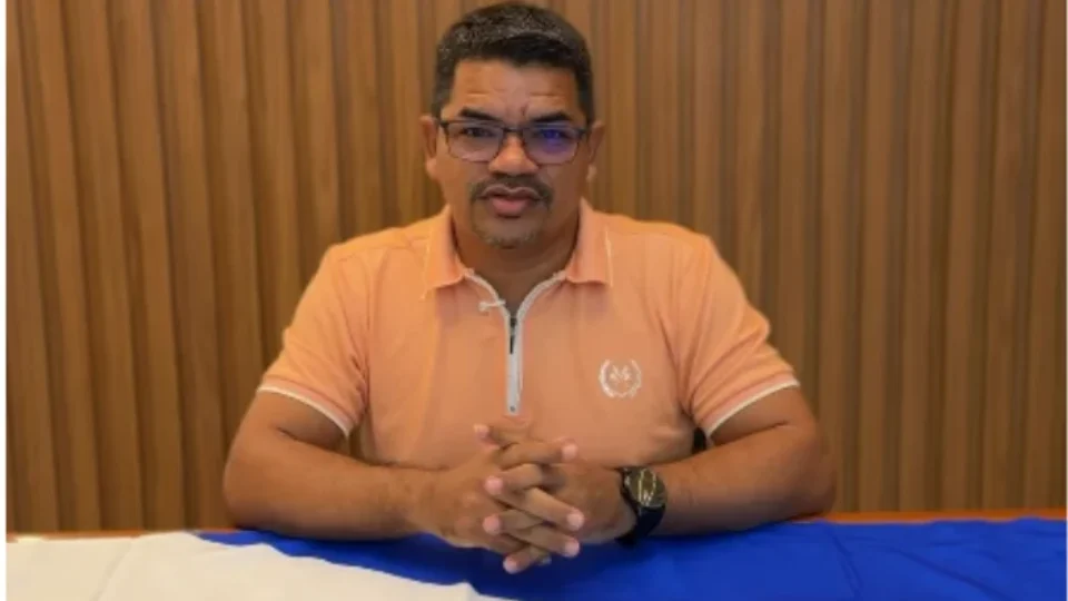 Prefeitura de Juruá homologa licitação de R$ 1,54 milhão para locação de veículos