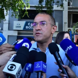 Arthur Henrique vota e diz esperar vitória na eleição