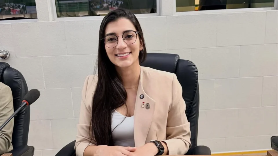 Luana Serrão contesta processo de cassação e acusa articulação política na Câmara de Macapá