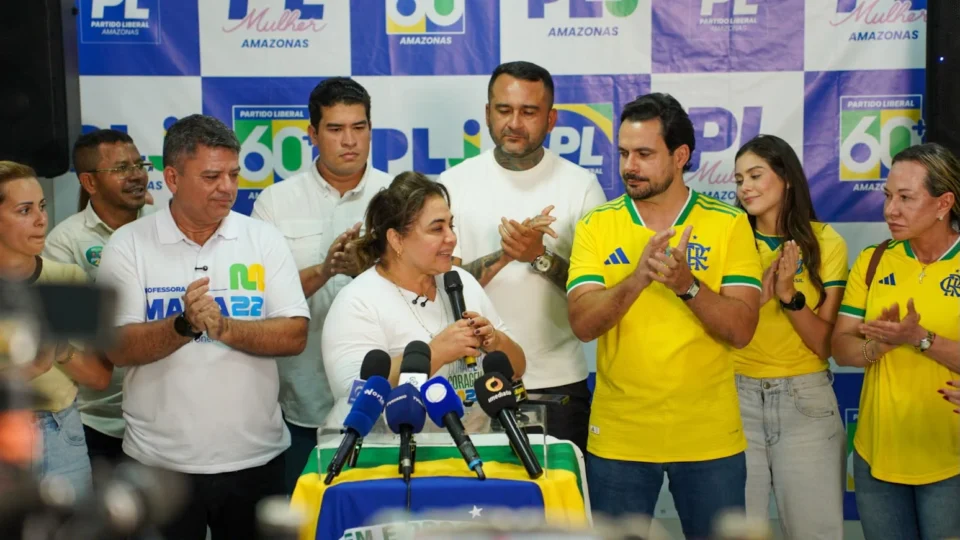 ’Saio de cabeça erguida’: Professora Maria agradece votação histórica e diz que enfrentou um sistema poderoso no Amazonas